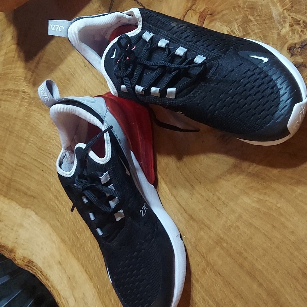 Nike Air Max 270 (GS)